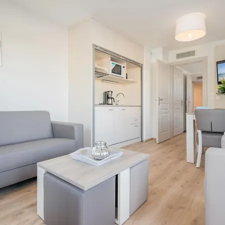 Studio For 4 People With Sofa Bed And Balcony *